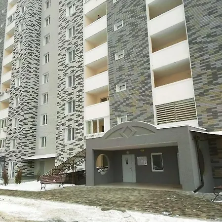 Lakeside View Apartment at Revutskogo 54 Kyiv Exterior photo