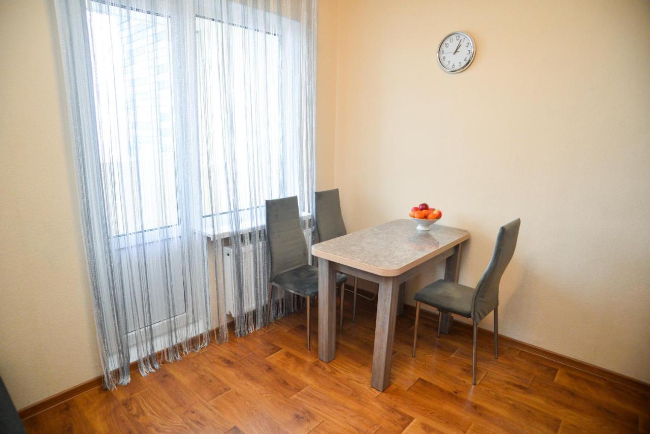 On жк Revutskogo 54 * Киев